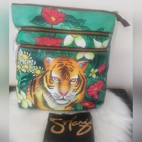 NWT RARE HANDPAINTED ARTISTIC CROSSBODY BAG